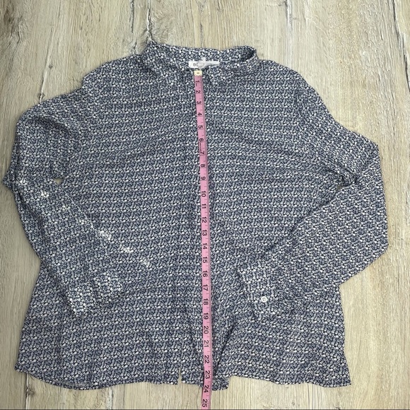 BCBGeneration Blouse Sz Large - Picture 10 of 13